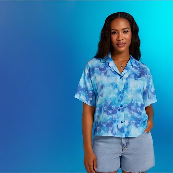 🌊 Disney Avatar Way of Water Cropped Button Down — Blue Jellyfish Print (XS, NW - Picture 3 of 16